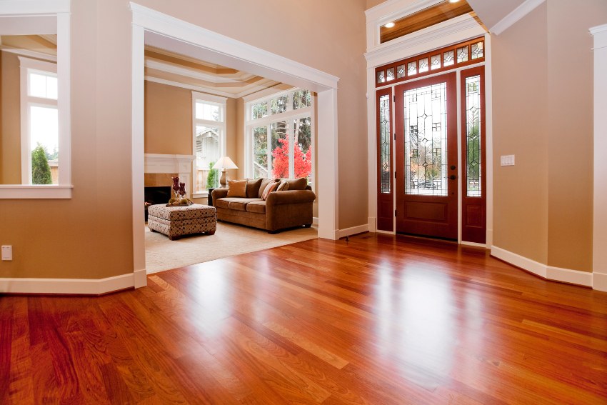A finished hardwood floor in the living room in the Baltimore & D.C Metropolitan Areas